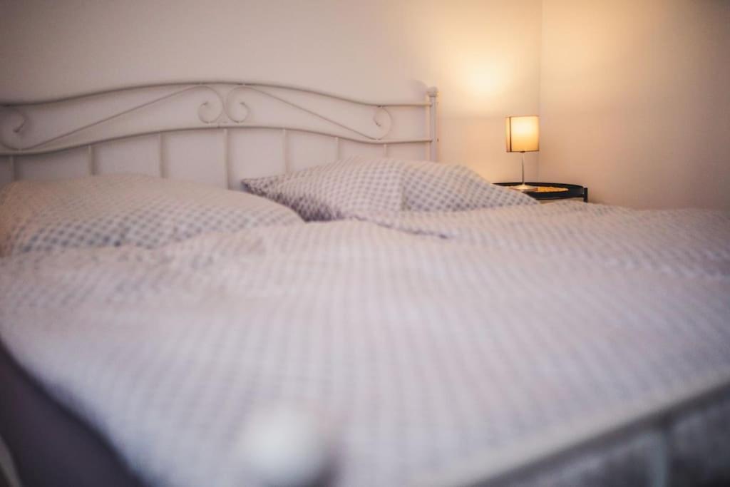 Wunderschoene Neue 3,5 Zimmerwohnung Naehe Kassel Bis 4 Erwachsene 3 Kinder Fuldatal Exteriör bild