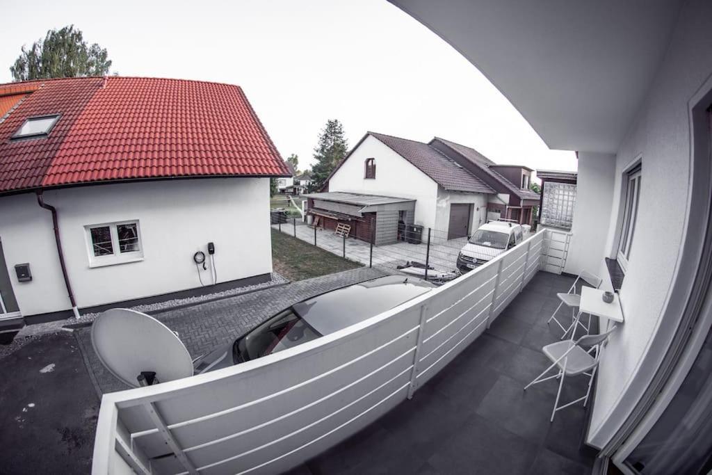Wunderschoene Neue 3,5 Zimmerwohnung Naehe Kassel Bis 4 Erwachsene 3 Kinder Fuldatal Exteriör bild
