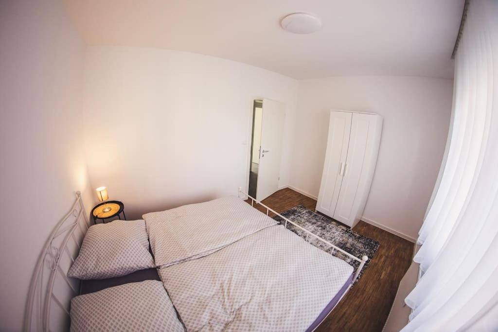 Wunderschoene Neue 3,5 Zimmerwohnung Naehe Kassel Bis 4 Erwachsene 3 Kinder Fuldatal Exteriör bild